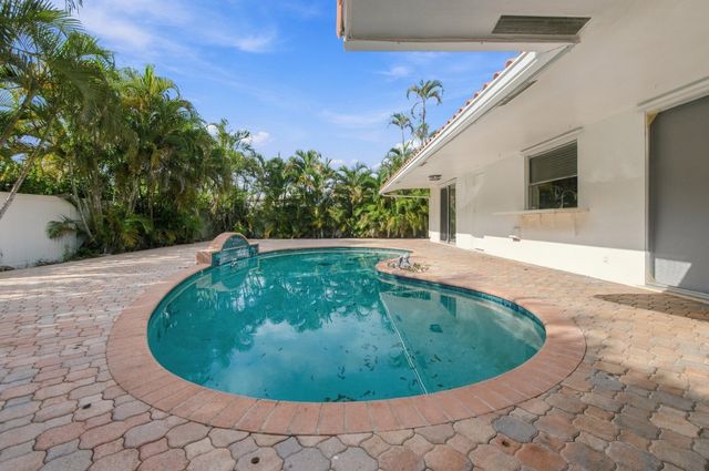 5711 NE 19TH Terrace, Fort Lauderdale, FL 33308