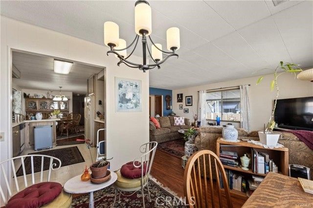 21500 Lassen Street 175, Chatsworth (los Angeles), CA 91311