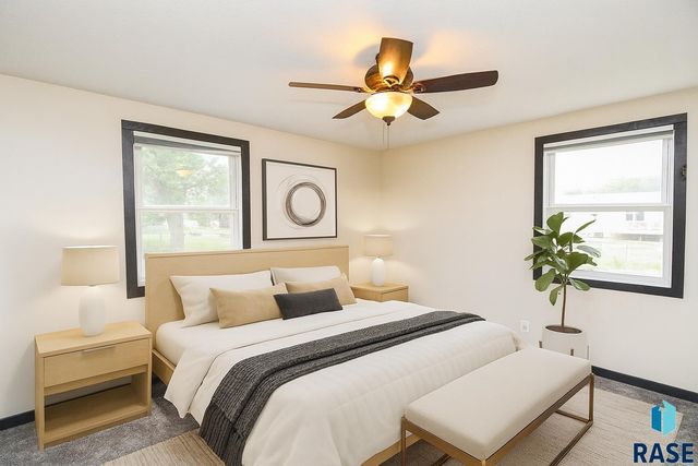 919 S Academy St Street, Lennox, SD 57039