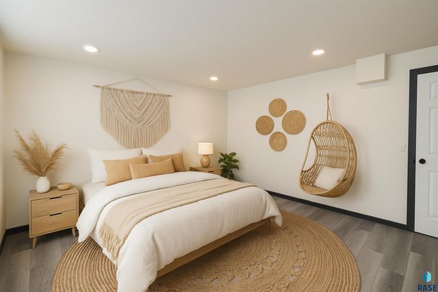 919 S Academy St Street, Lennox, SD 57039