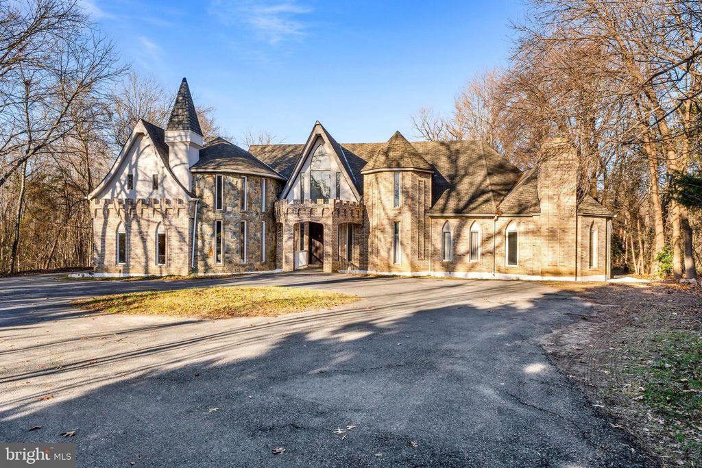 2702 MARTELLO DRIVE, Silver Spring, MD 20904
