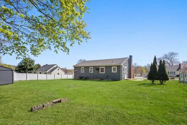 196 Hill St, Norwood, MA 02062