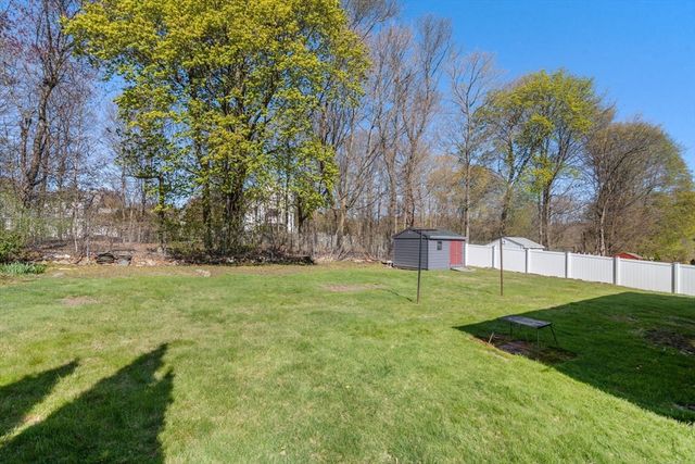 196 Hill St, Norwood, MA 02062