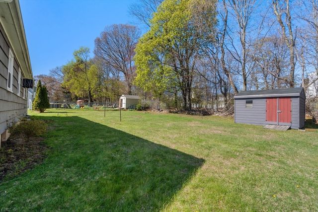 196 Hill St, Norwood, MA 02062