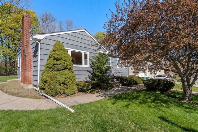 196 Hill St, Norwood, MA 02062