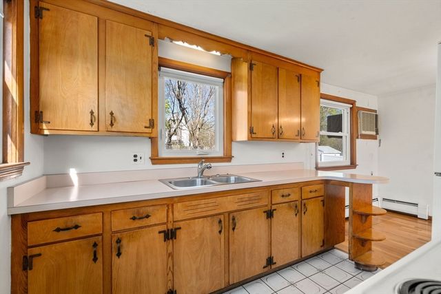 196 Hill St, Norwood, MA 02062