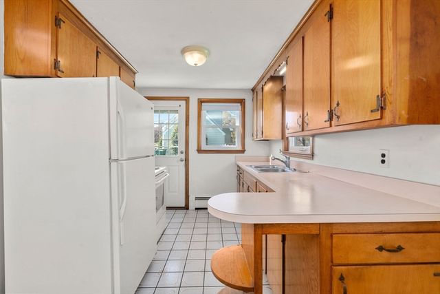196 Hill St, Norwood, MA 02062