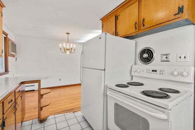 196 Hill St, Norwood, MA 02062