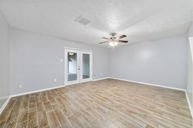 353 Audrey Lane 353, Houston, TX 77015