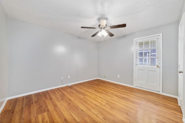 353 Audrey Lane 353, Houston, TX 77015