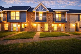 353 Audrey Lane 353, Houston, TX 77015