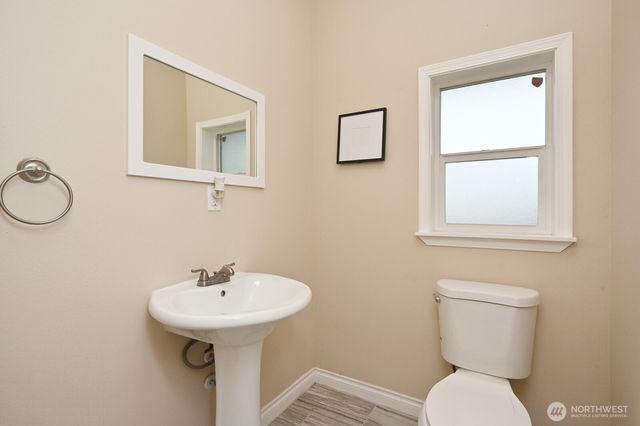 6522 Steilacoom Boulevard SW, Lakewood, WA 98499