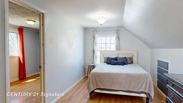 535 Warren Avenue, Flushing, MI 48433