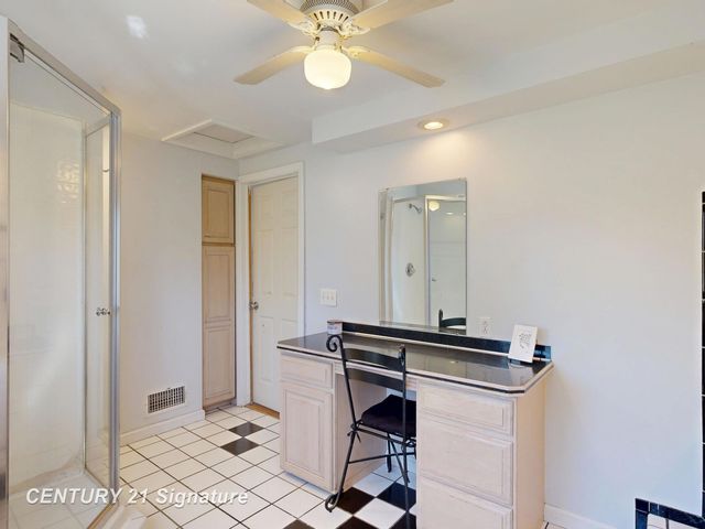 535 Warren Avenue, Flushing, MI 48433