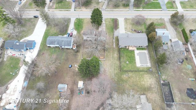 535 Warren Avenue, Flushing, MI 48433