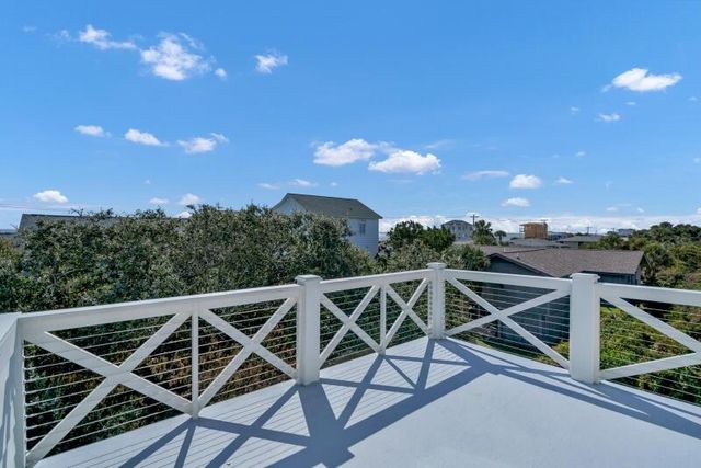 306 Sea View Lane, Edisto Beach, SC 29438
