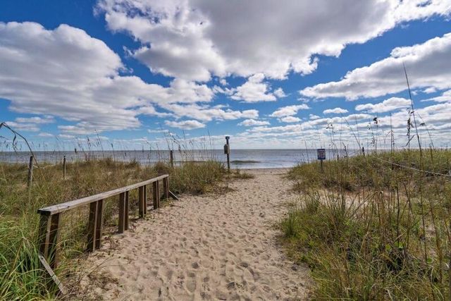 306 Sea View Lane, Edisto Beach, SC 29438