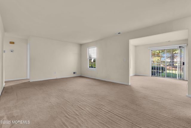 706 Zlotkin Circle 2, Freehold, NJ 07728