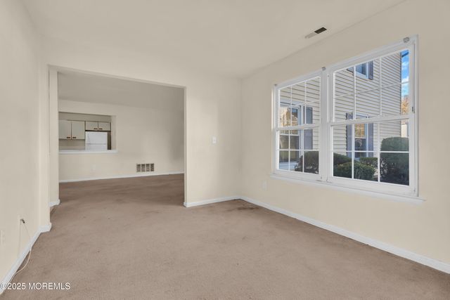 706 Zlotkin Circle 2, Freehold, NJ 07728