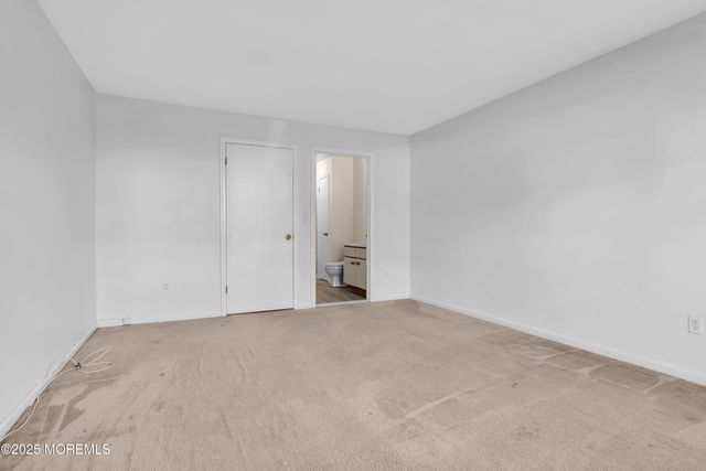 706 Zlotkin Circle 2, Freehold, NJ 07728