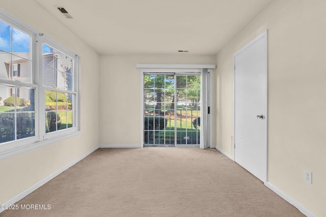 706 Zlotkin Circle 2, Freehold, NJ 07728