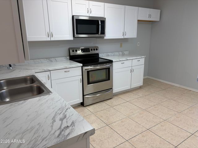 5810 W Kesler Street, Chandler, AZ 85226