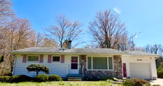 3661 E Sternberg Road, Fruitport, MI 49415