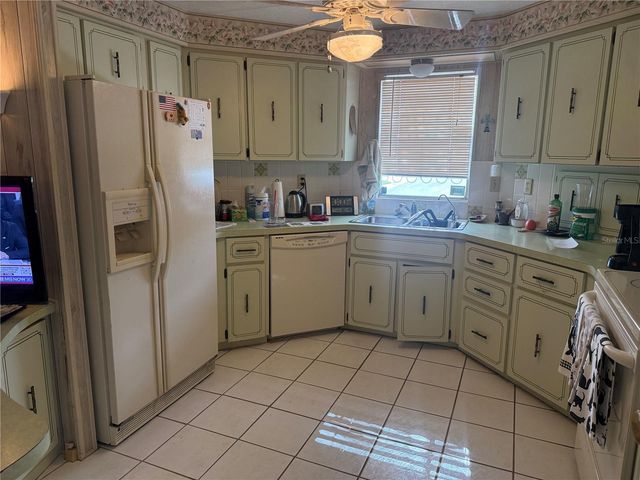 5640 FORSYTHIA ROAD, Venice, FL 34293