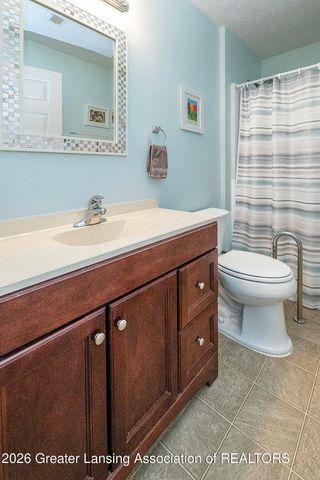 106 Carom Circle, Mason, MI 48854