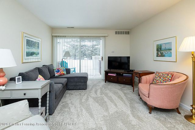 106 Carom Circle, Mason, MI 48854