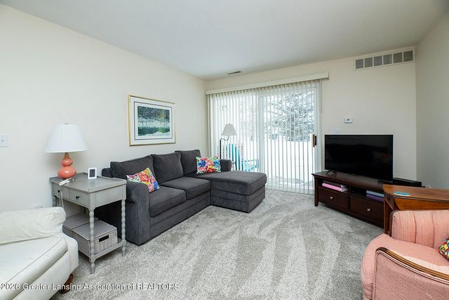 106 Carom Circle, Mason, MI 48854