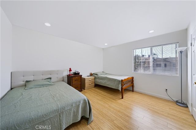 2 Safeguard Place, Irvine, CA 92602