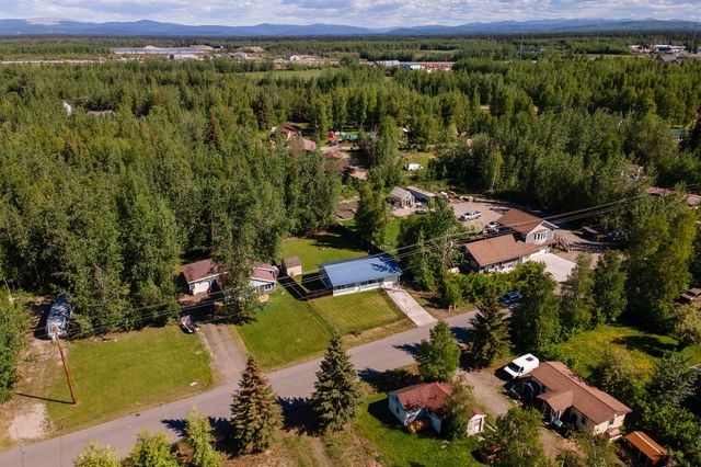2726 PERIMETER DRIVE, North Pole, AK 99705