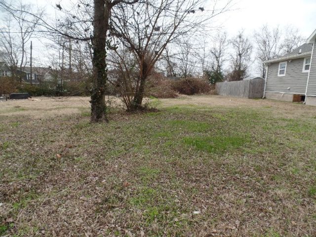1613 Dr DB Todd Jr Blvd, Nashville, TN 37208
