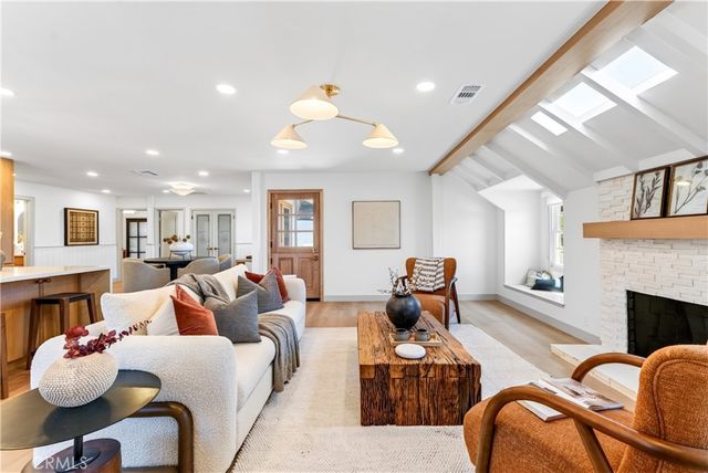 3001 Saint Albans, Los Alamitos, CA 90720