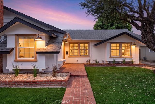 3001 Saint Albans, Los Alamitos, CA 90720