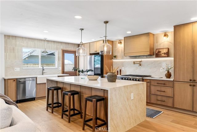 3001 Saint Albans, Los Alamitos, CA 90720