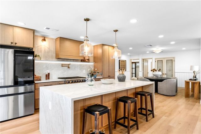 3001 Saint Albans, Los Alamitos, CA 90720