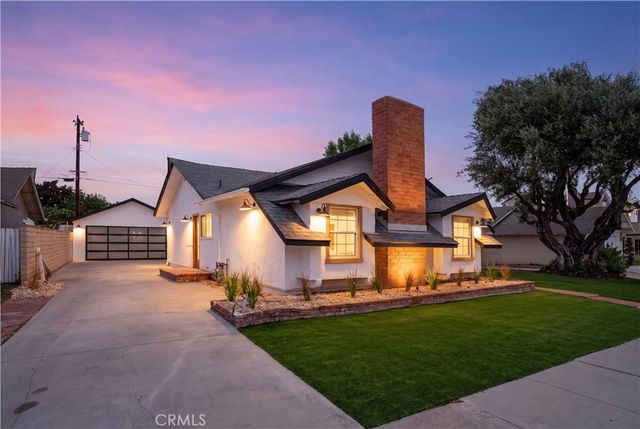 3001 Saint Albans, Los Alamitos, CA 90720