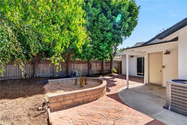 3001 Saint Albans, Los Alamitos, CA 90720