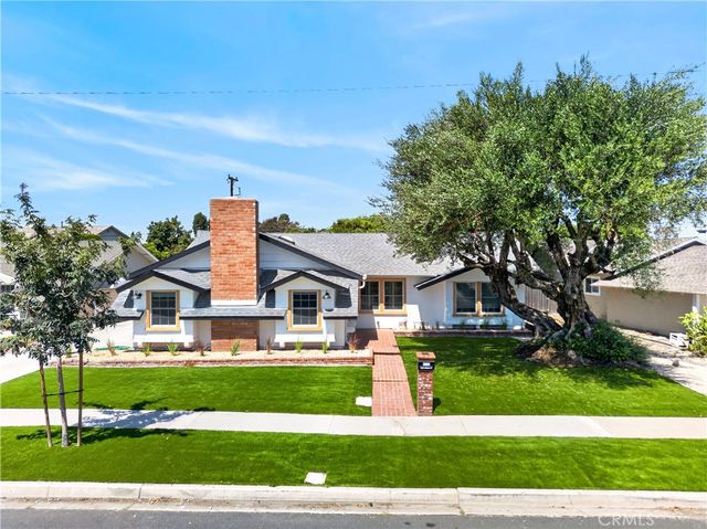 3001 Saint Albans, Los Alamitos, CA 90720