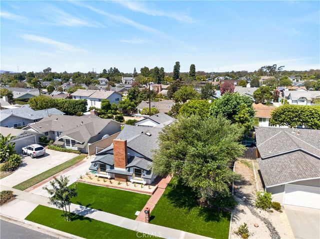 3001 Saint Albans, Los Alamitos, CA 90720