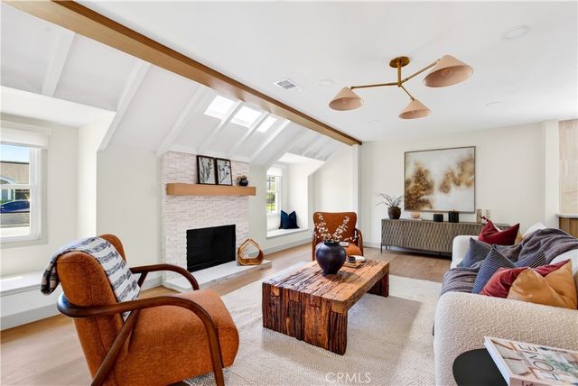 3001 Saint Albans, Los Alamitos, CA 90720