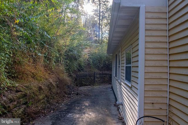 71 WOODBINE RD, Lewistown, PA 17044