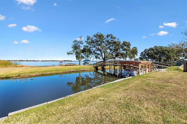 804 N SHORE DRIVE, Leesburg, FL 34748