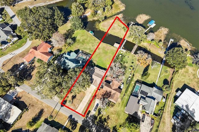 804 N SHORE DRIVE, Leesburg, FL 34748