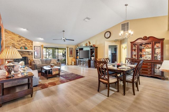 804 N SHORE DRIVE, Leesburg, FL 34748