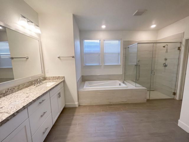 4861 Peace Lily Ln, Roseville, CA 95747