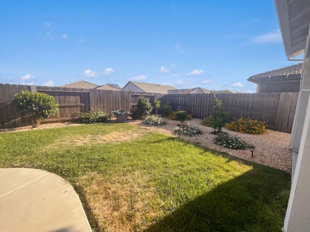 4861 Peace Lily Ln, Roseville, CA 95747