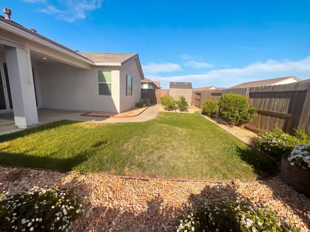 4861 Peace Lily Ln, Roseville, CA 95747